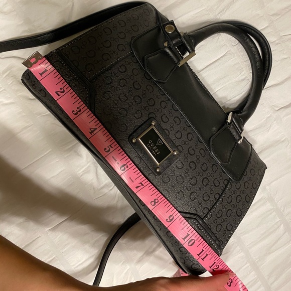 GUESS 🖤👜 purse - Picture 10 of 11